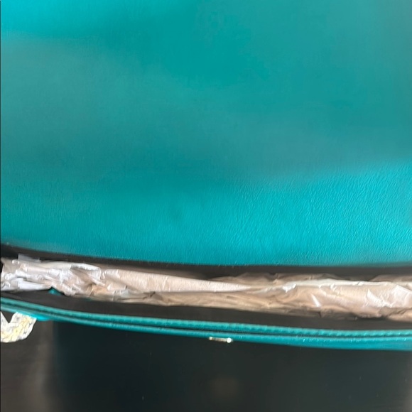 Francesca's Collections Teal Quilted Women's Bag (NWT) - Picture 5 of 7